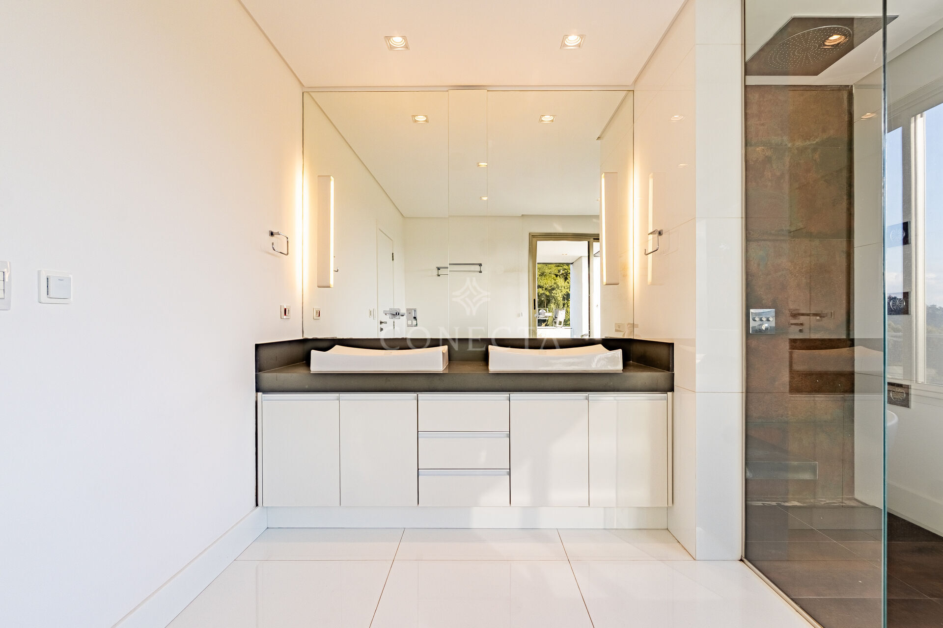 Casa para alugar com 5 quartos, 840m² - Foto 31