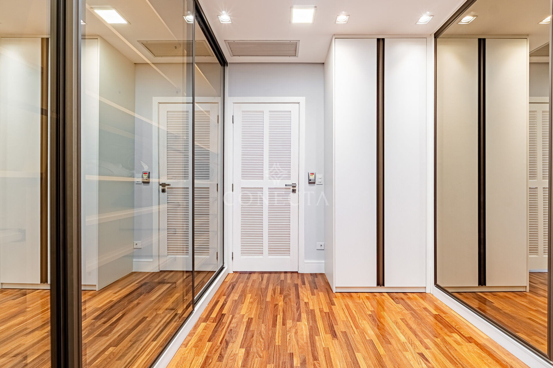 Casa para alugar com 5 quartos, 840m² - Foto 29