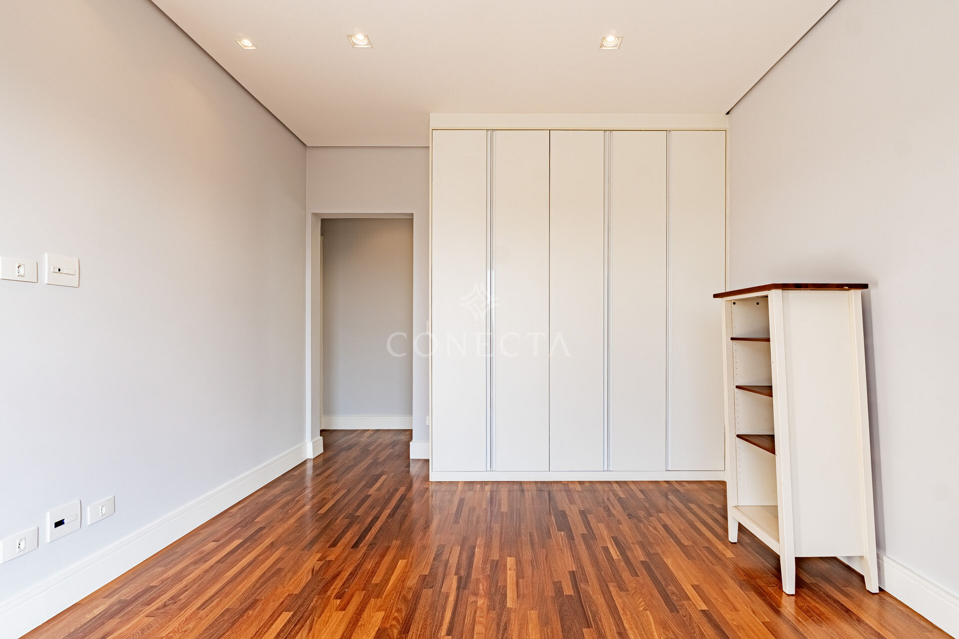 Casa para alugar com 5 quartos, 840m² - Foto 45