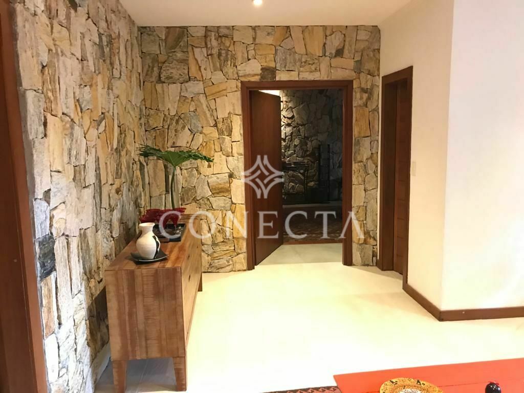 Casa à venda com 4 quartos, 730m² - Foto 8