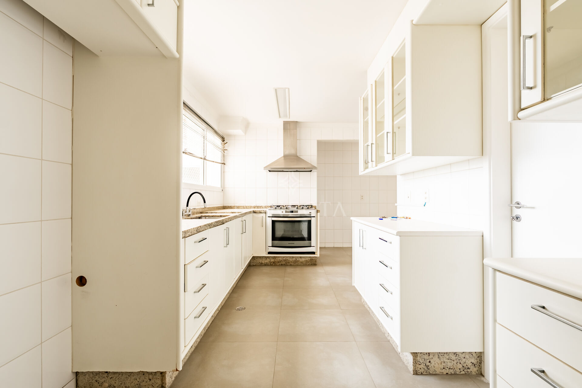 Apartamento, 4 quartos, 340 m² - Foto 13