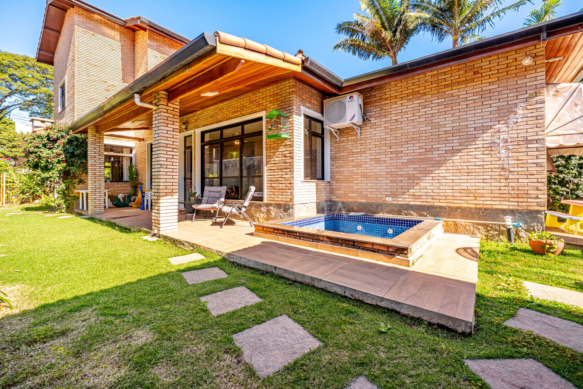 Casa, 4 quartos, 280 m² - Foto 2