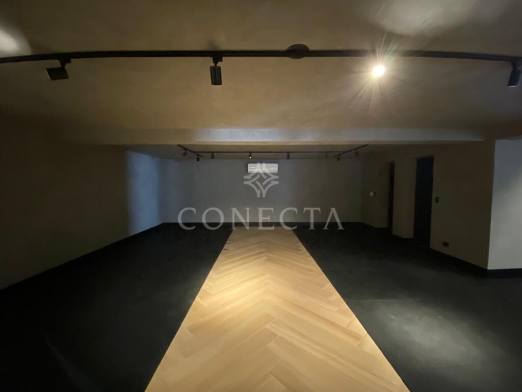 Casa à venda com 5 quartos, 1050m² - Foto 33