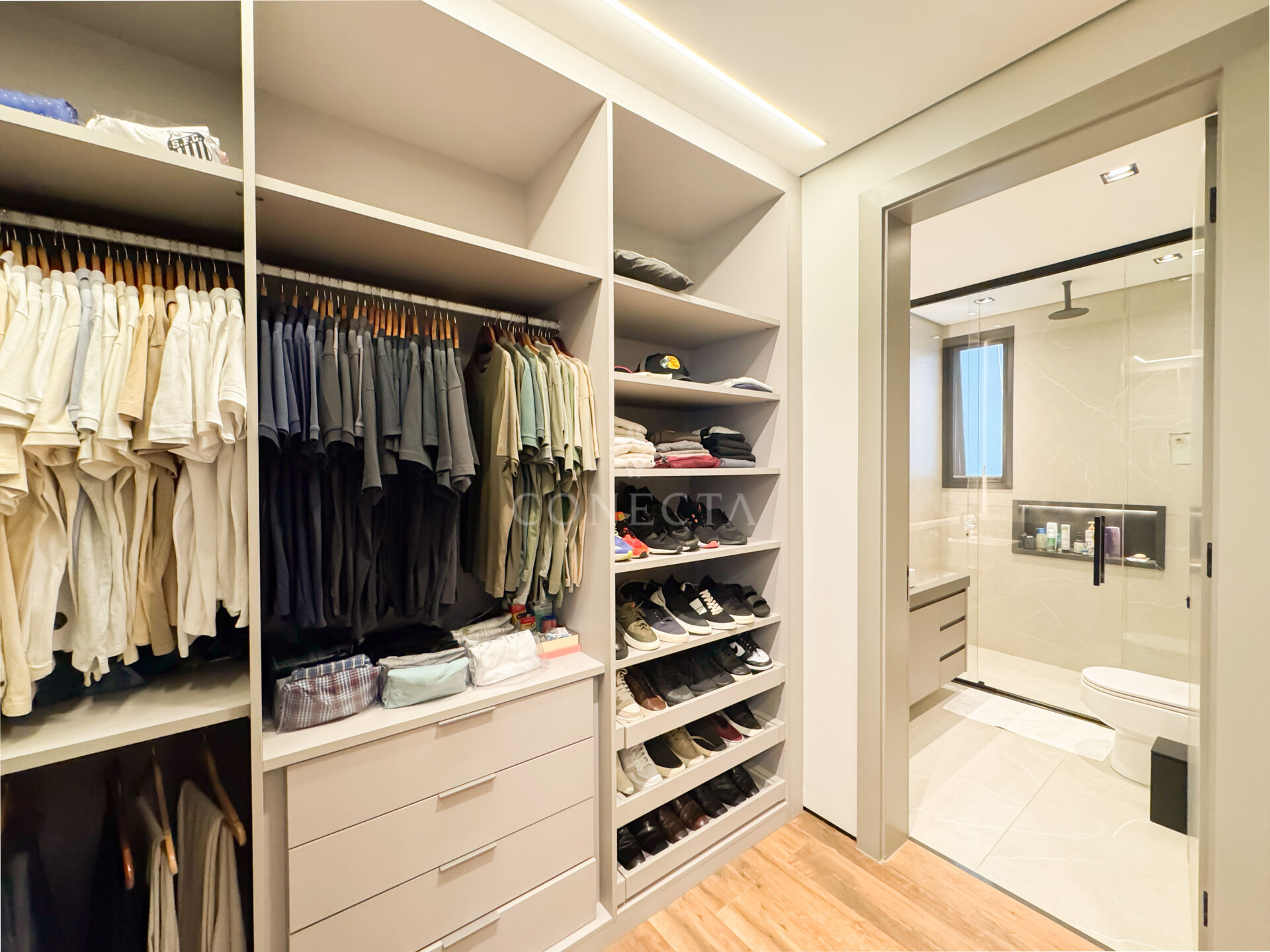 Casa à venda com 5 quartos, 1050m² - Foto 32
