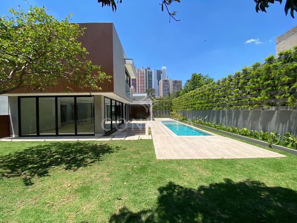 Casa à venda com 5 quartos, 1050m² - Foto 5