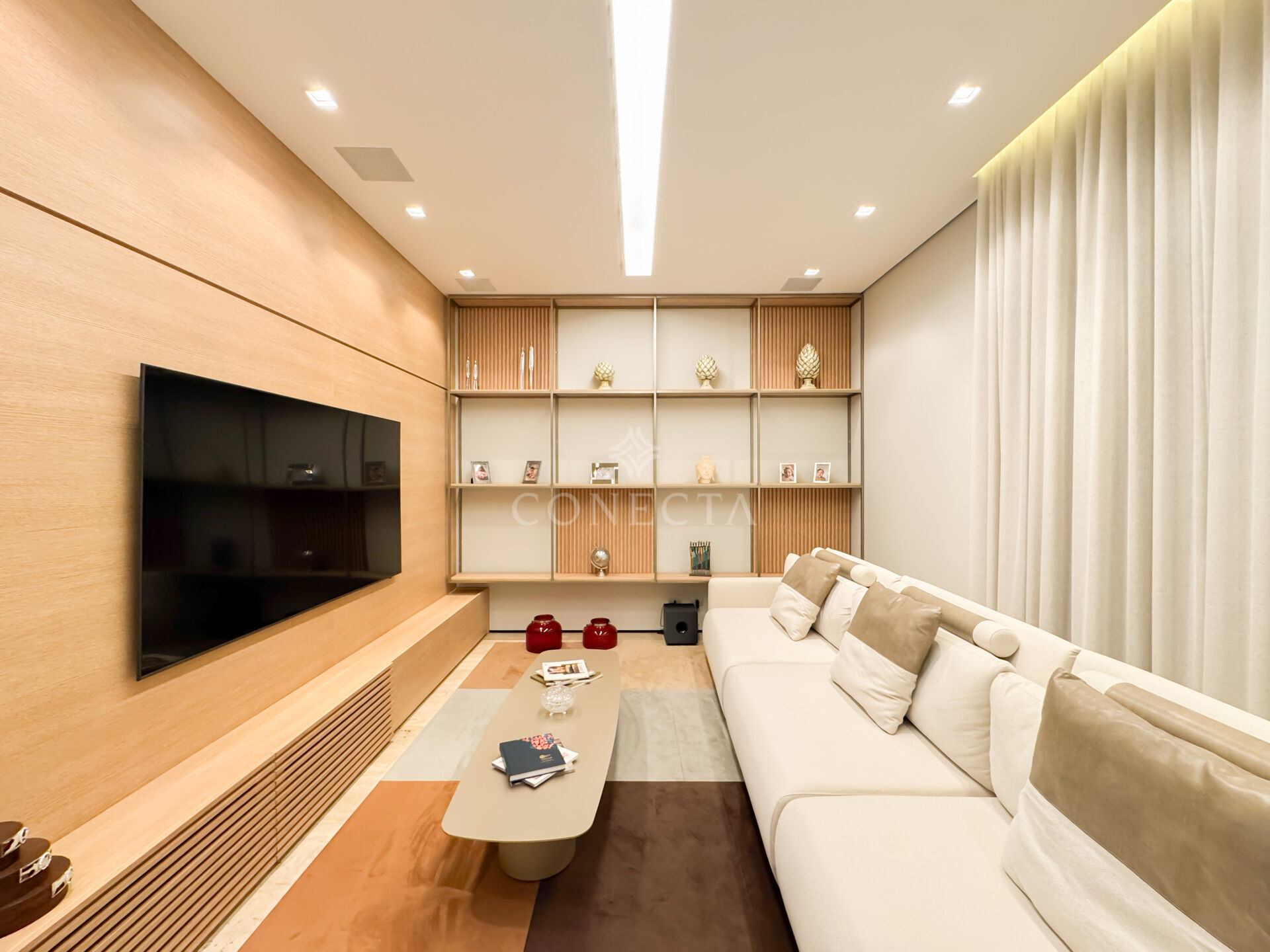Casa à venda com 5 quartos, 1050m² - Foto 9