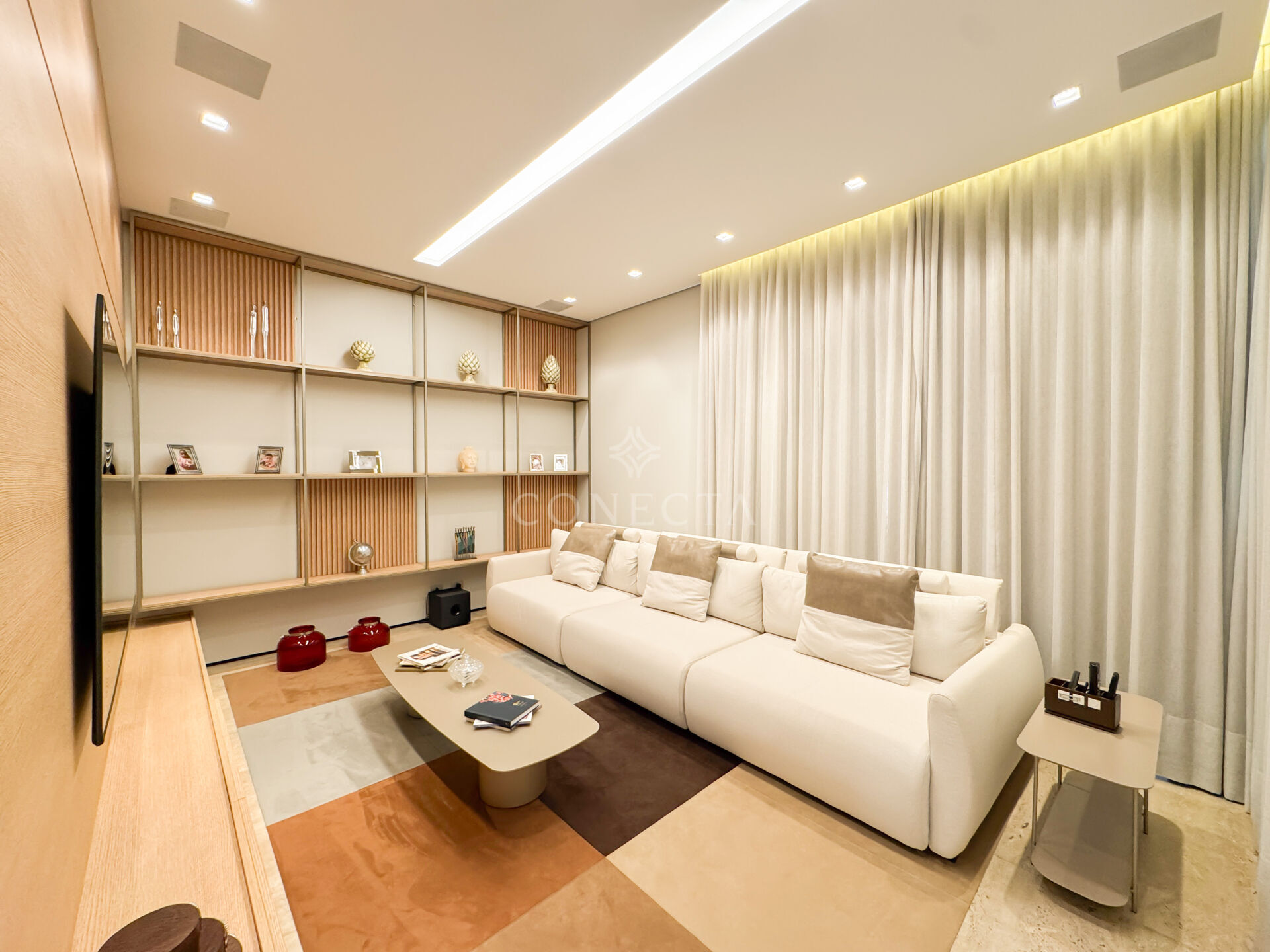 Casa à venda com 5 quartos, 1050m² - Foto 8