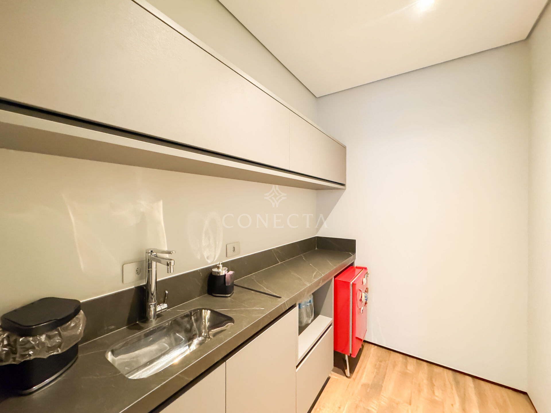 Casa à venda com 5 quartos, 1050m² - Foto 36