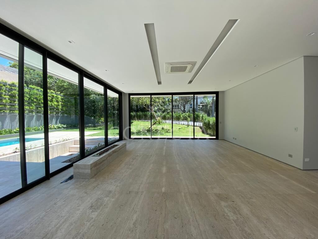 Casa à venda com 5 quartos, 1050m² - Foto 8