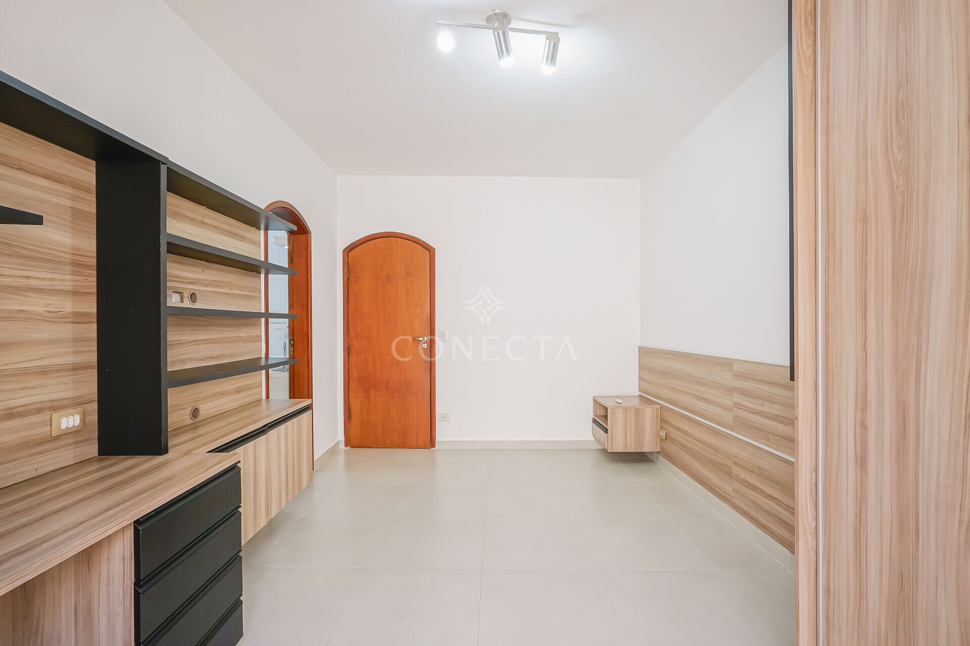 Casa à venda com 4 quartos, 250m² - Foto 19