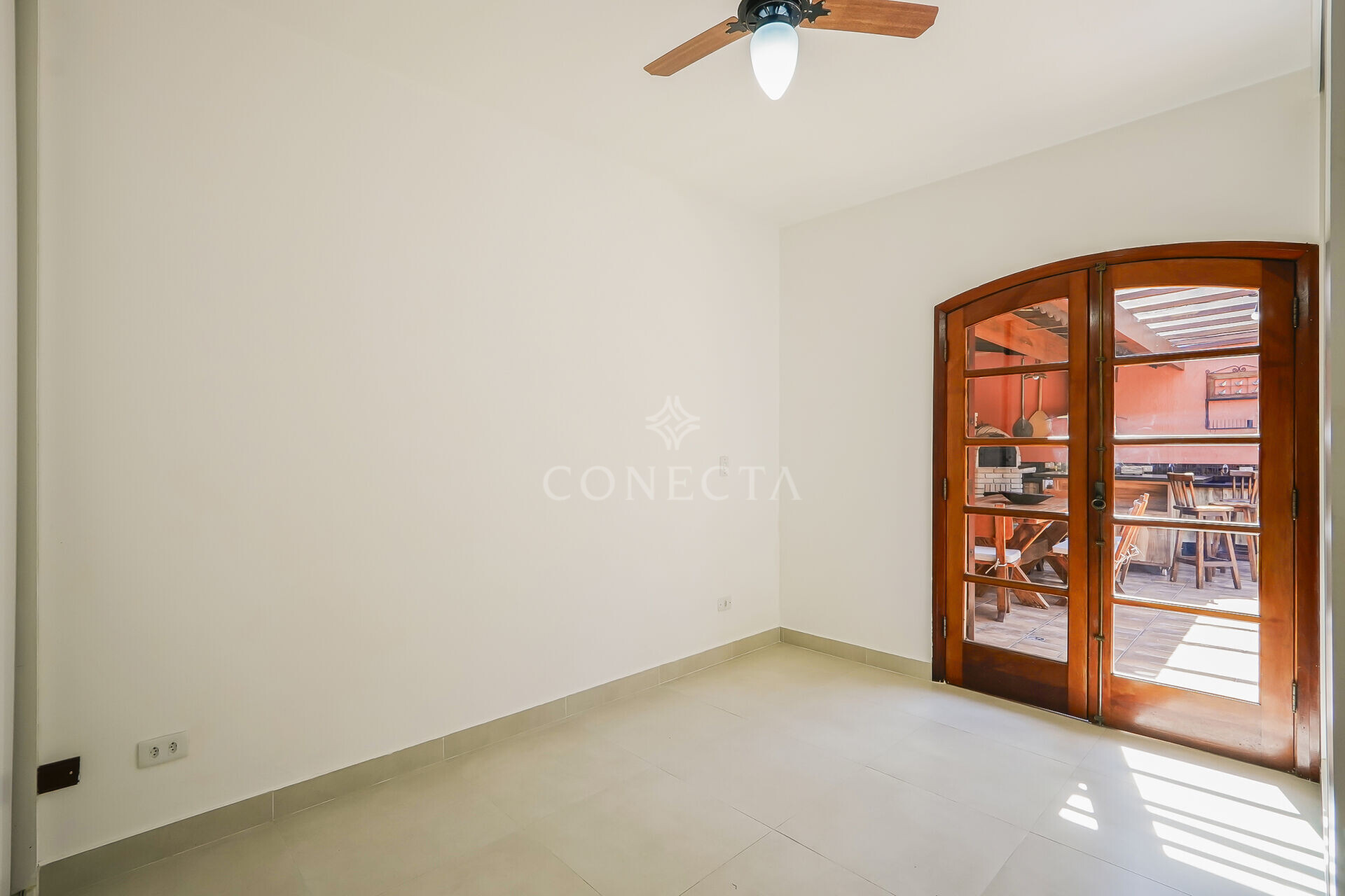 Casa à venda com 4 quartos, 250m² - Foto 12