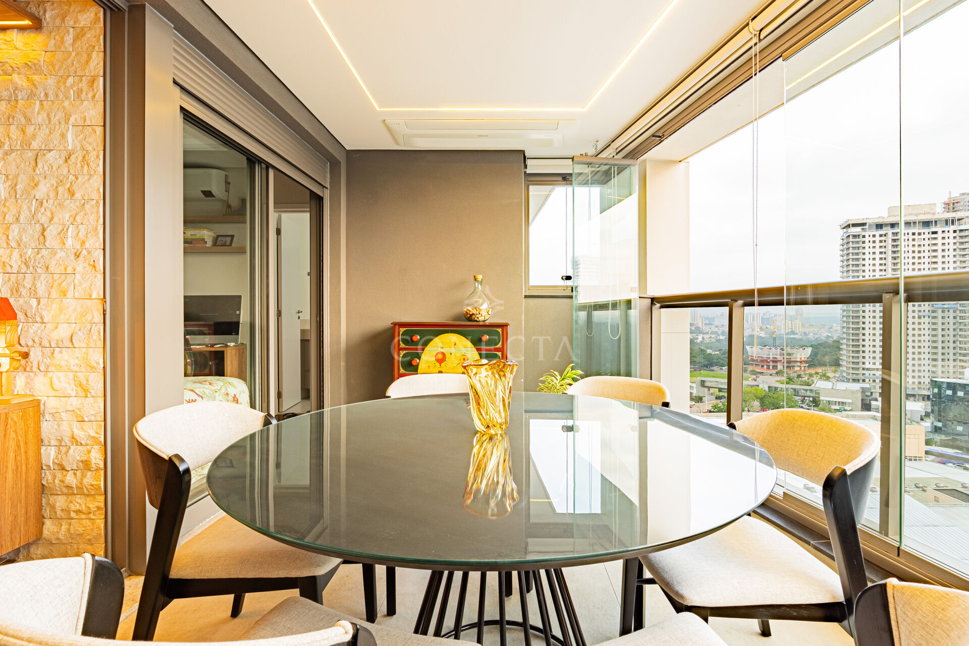 Apartamento à venda com 3 quartos, 123m² - Foto 11