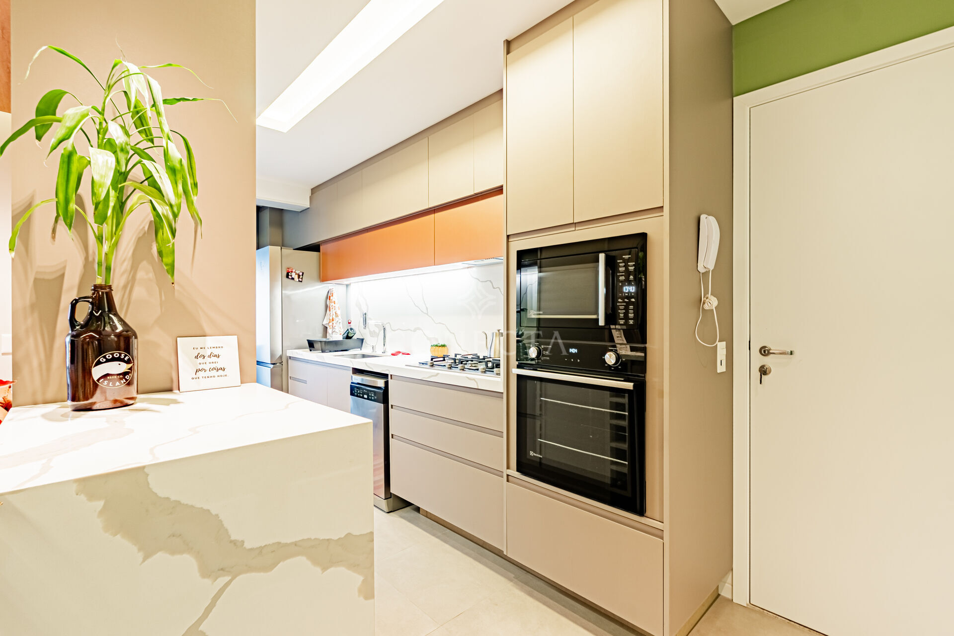 Apartamento à venda com 3 quartos, 123m² - Foto 12