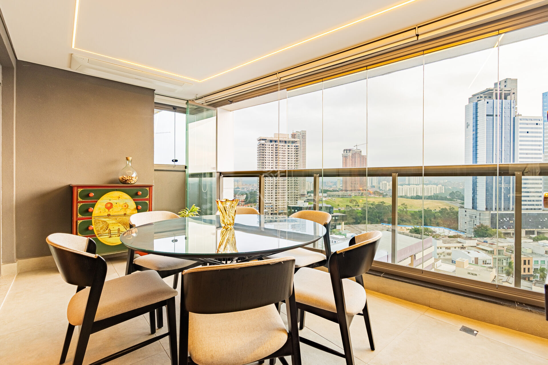 Apartamento à venda com 3 quartos, 123m² - Foto 9