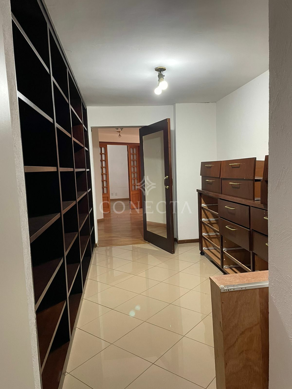 Casa à venda com 4 quartos, 950m² - Foto 38