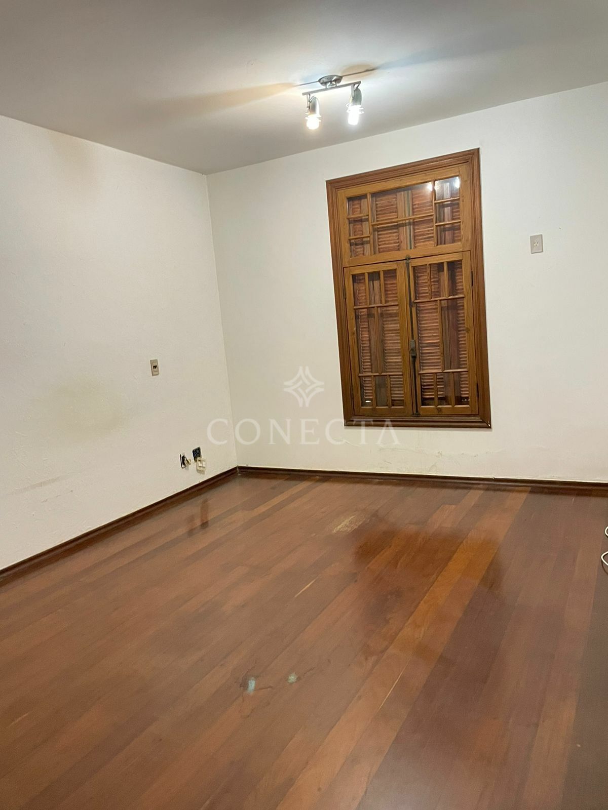 Casa à venda com 4 quartos, 950m² - Foto 22