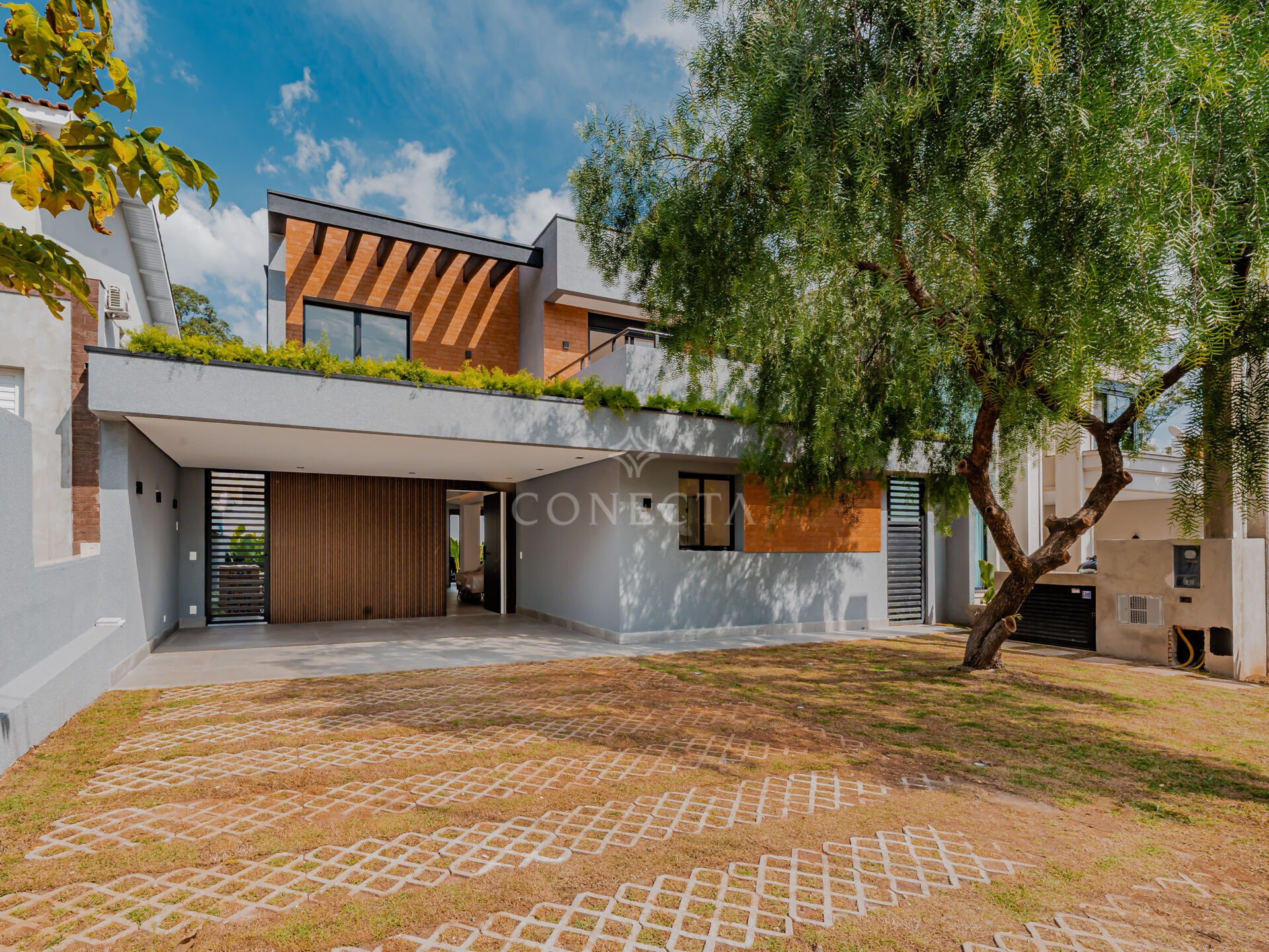 Casa, 4 quartos, 317 m² - Foto 1