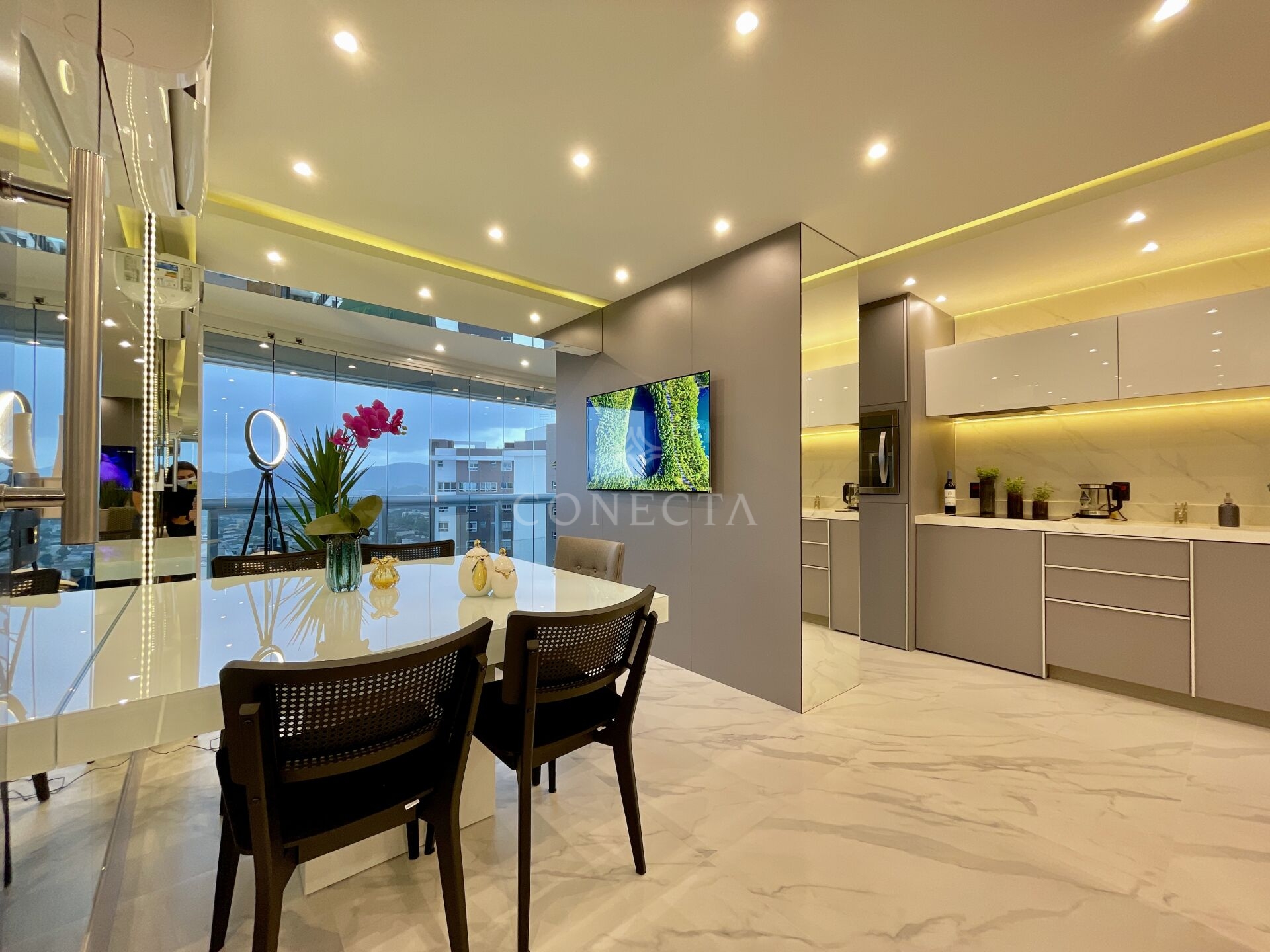 Apartamento à venda com 2 quartos, 70m² - Foto 14