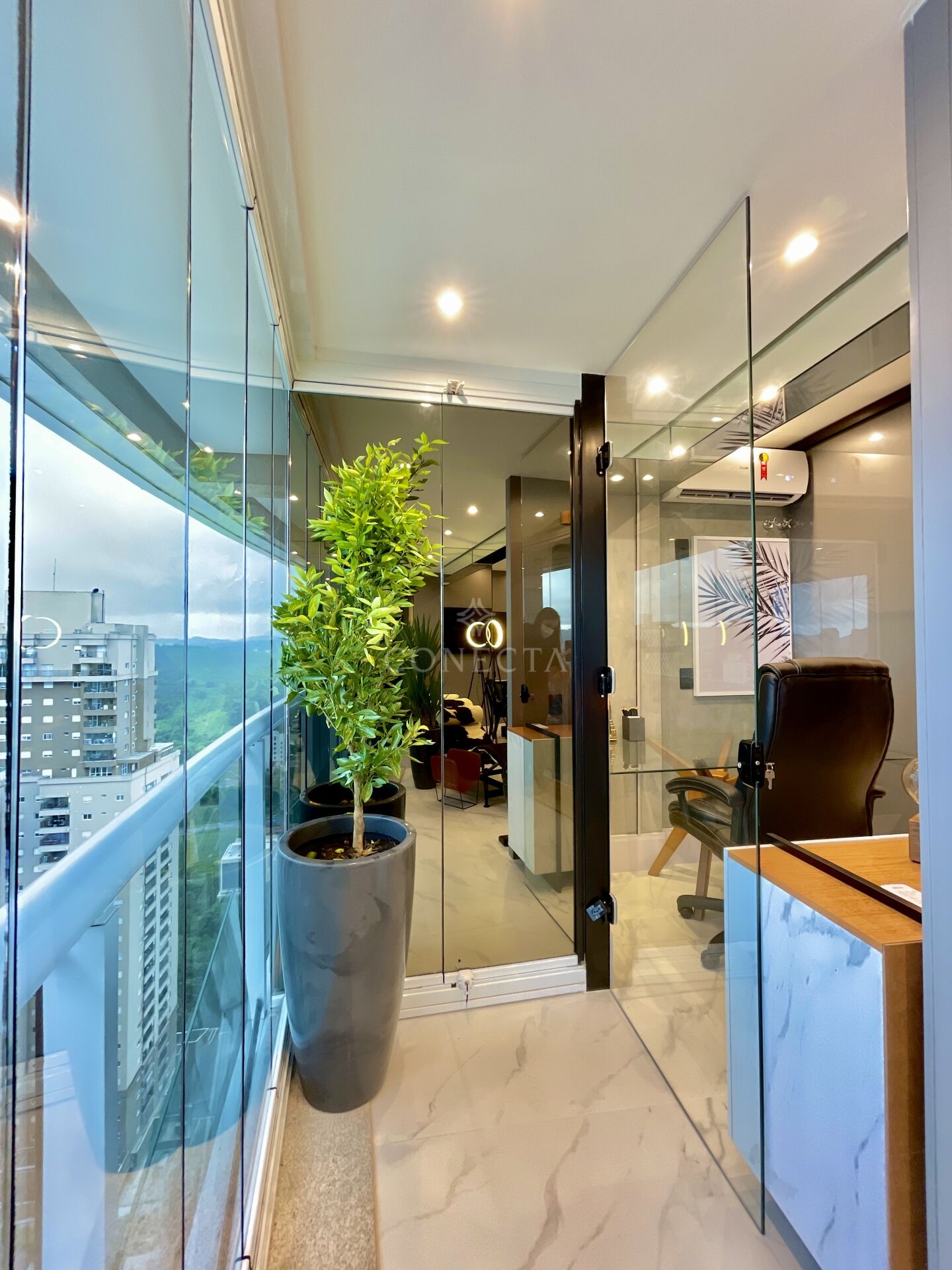 Apartamento à venda com 2 quartos, 70m² - Foto 22