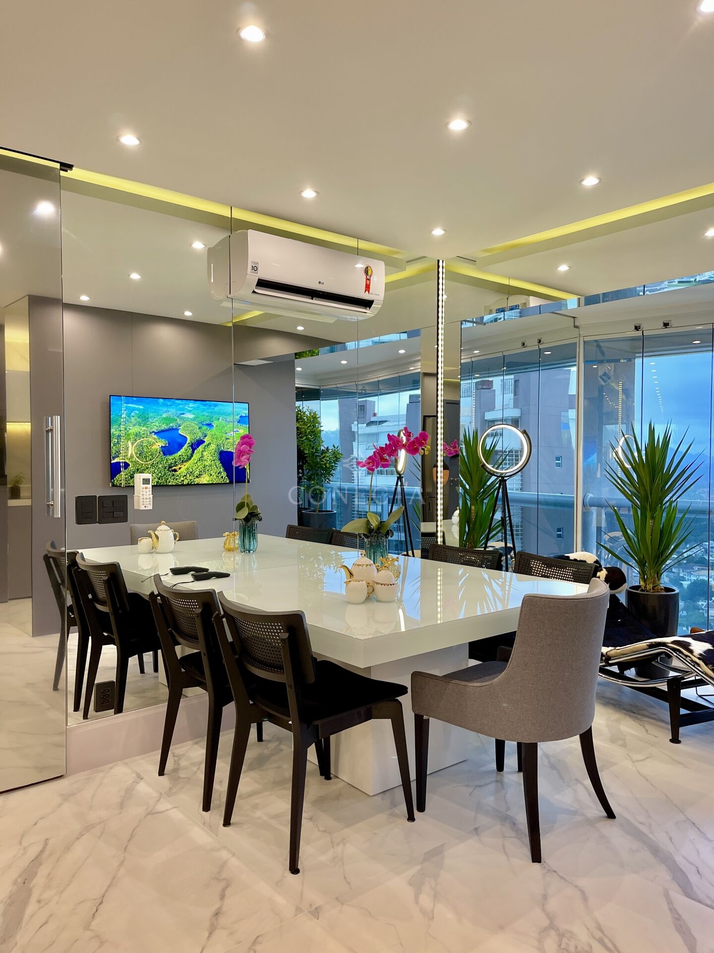 Apartamento à venda com 2 quartos, 70m² - Foto 11