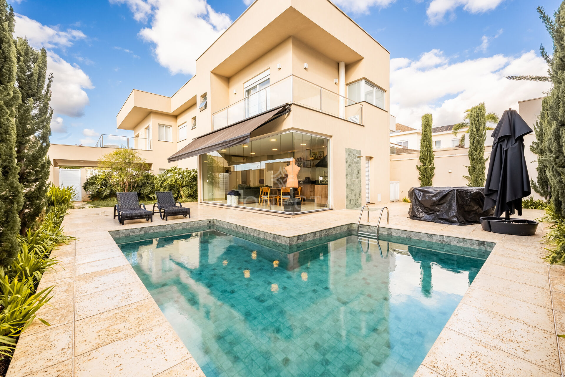 Casa, 3 quartos, 340 m² - Foto 2