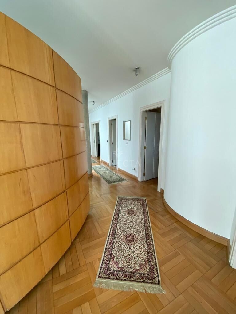 Casa à venda com 4 quartos, 830m² - Foto 20