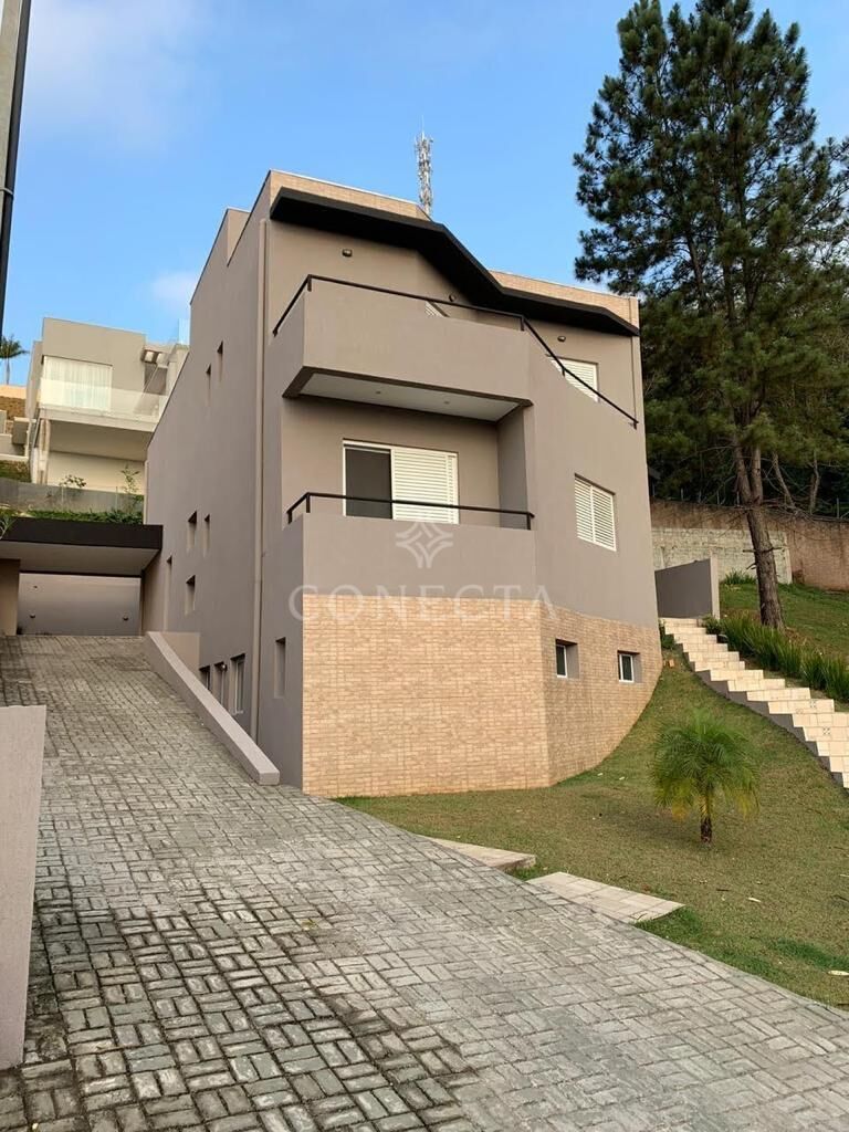 Casa à venda com 4 quartos, 350m² - Foto 1