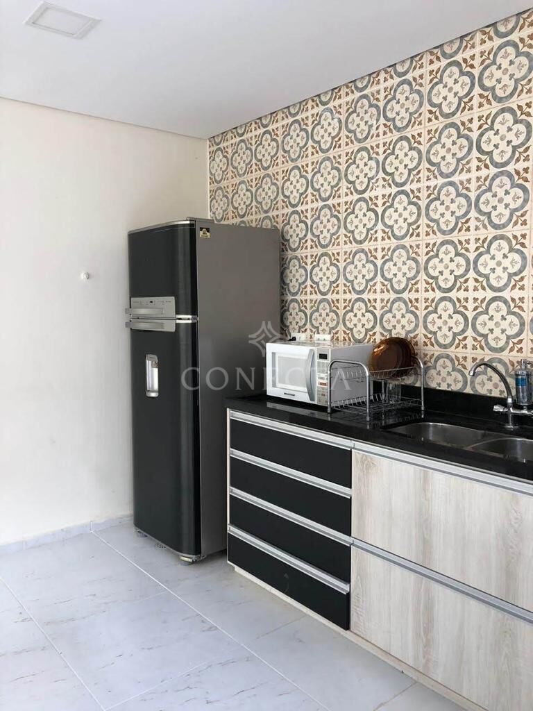 Casa à venda com 4 quartos, 350m² - Foto 4