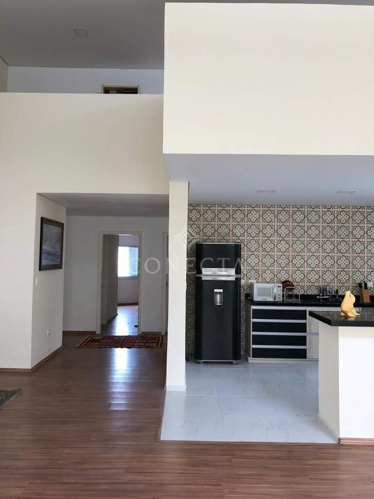 Casa à venda com 4 quartos, 350m² - Foto 2