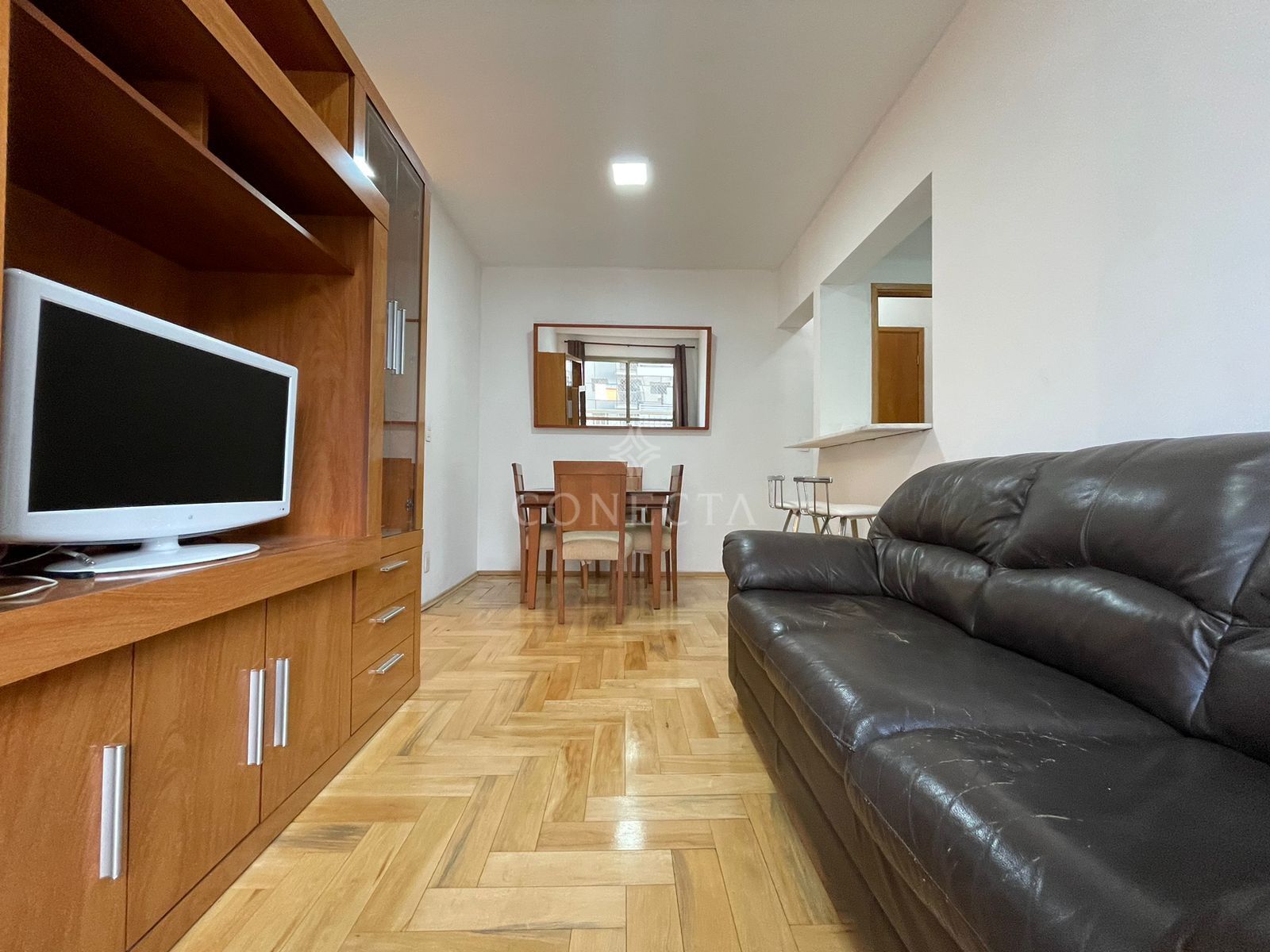 Apartamento para alugar com 2 quartos, 64m² - Foto 1