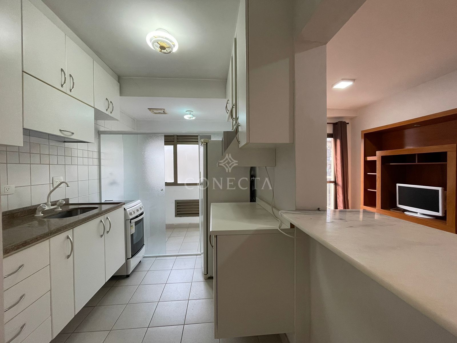 Apartamento para alugar com 2 quartos, 64m² - Foto 5
