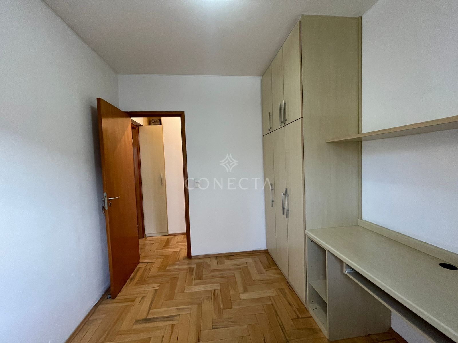 Apartamento para alugar com 2 quartos, 64m² - Foto 11