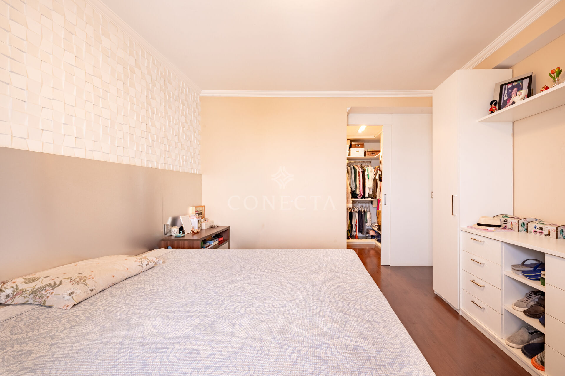 Apartamento à venda com 3 quartos, 170m² - Foto 17