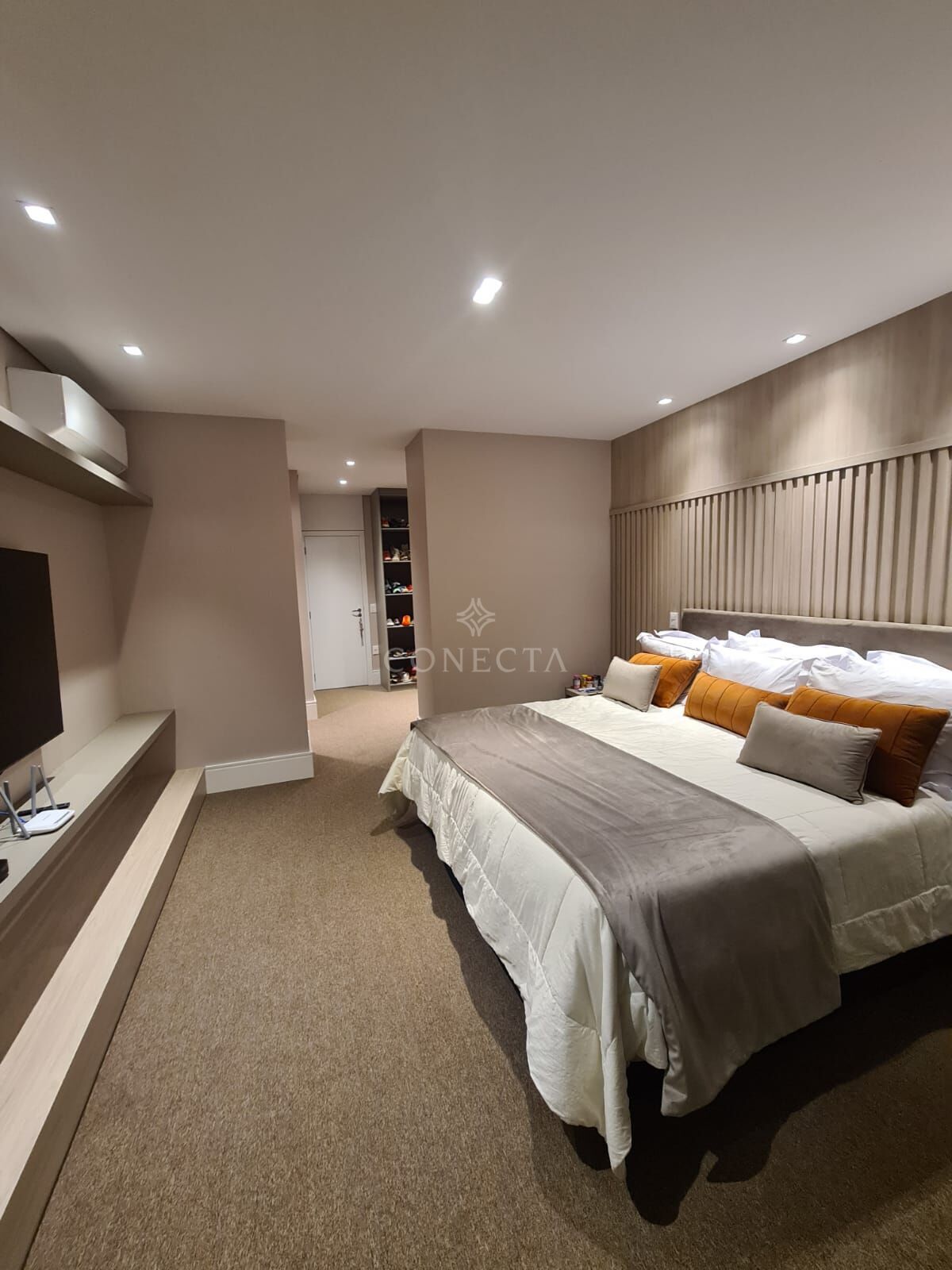 Apartamento à venda com 5 quartos, 336m² - Foto 32