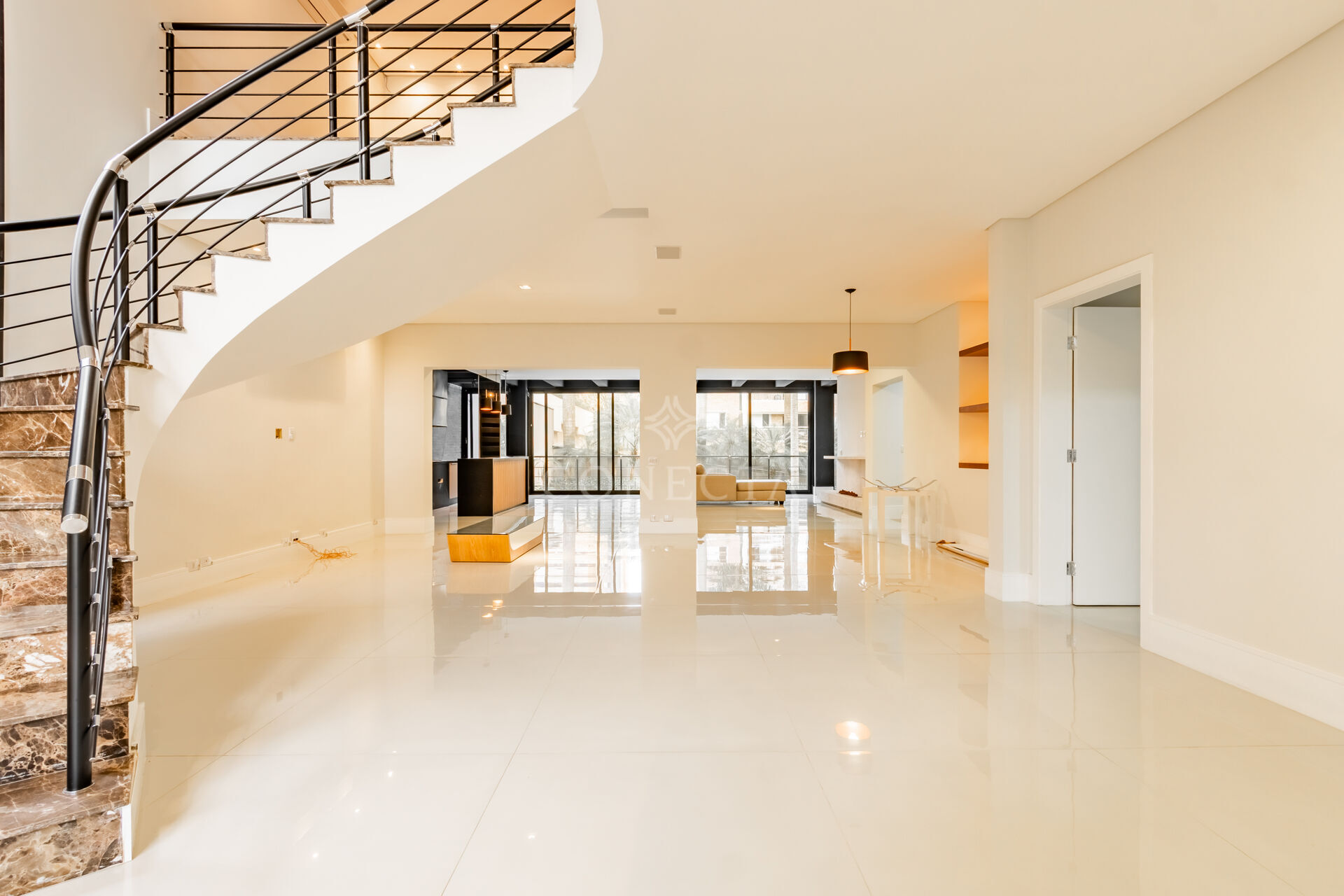 Casa, 4 quartos, 650 m² - Foto 4