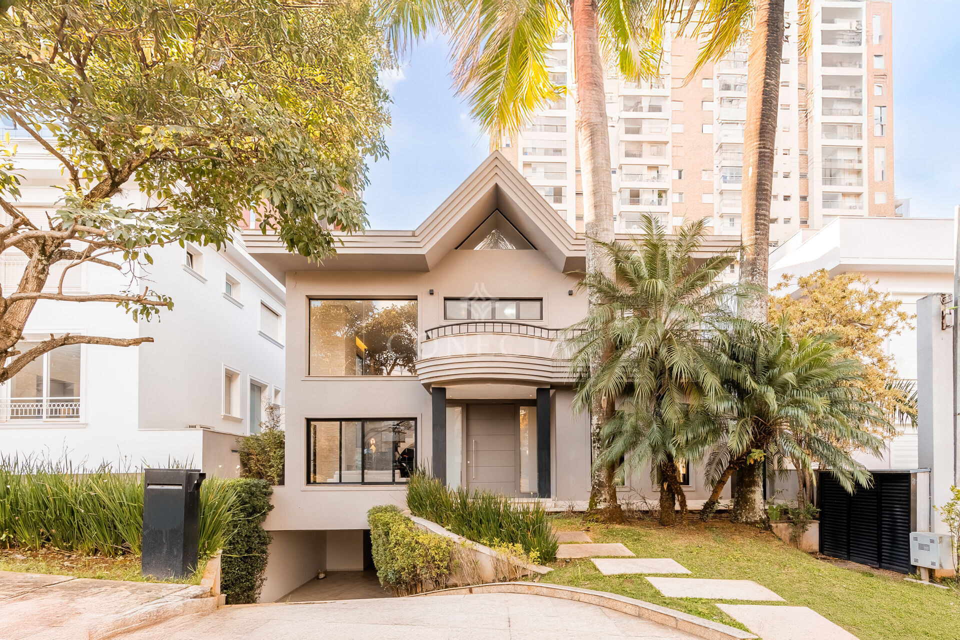 Casa, 4 quartos, 650 m² - Foto 1