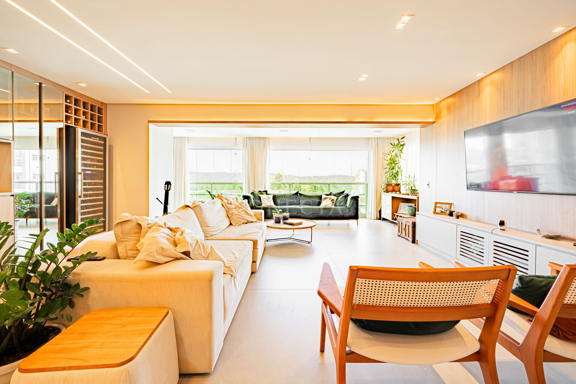 Apartamento, 4 quartos, 202 m² - Foto 2