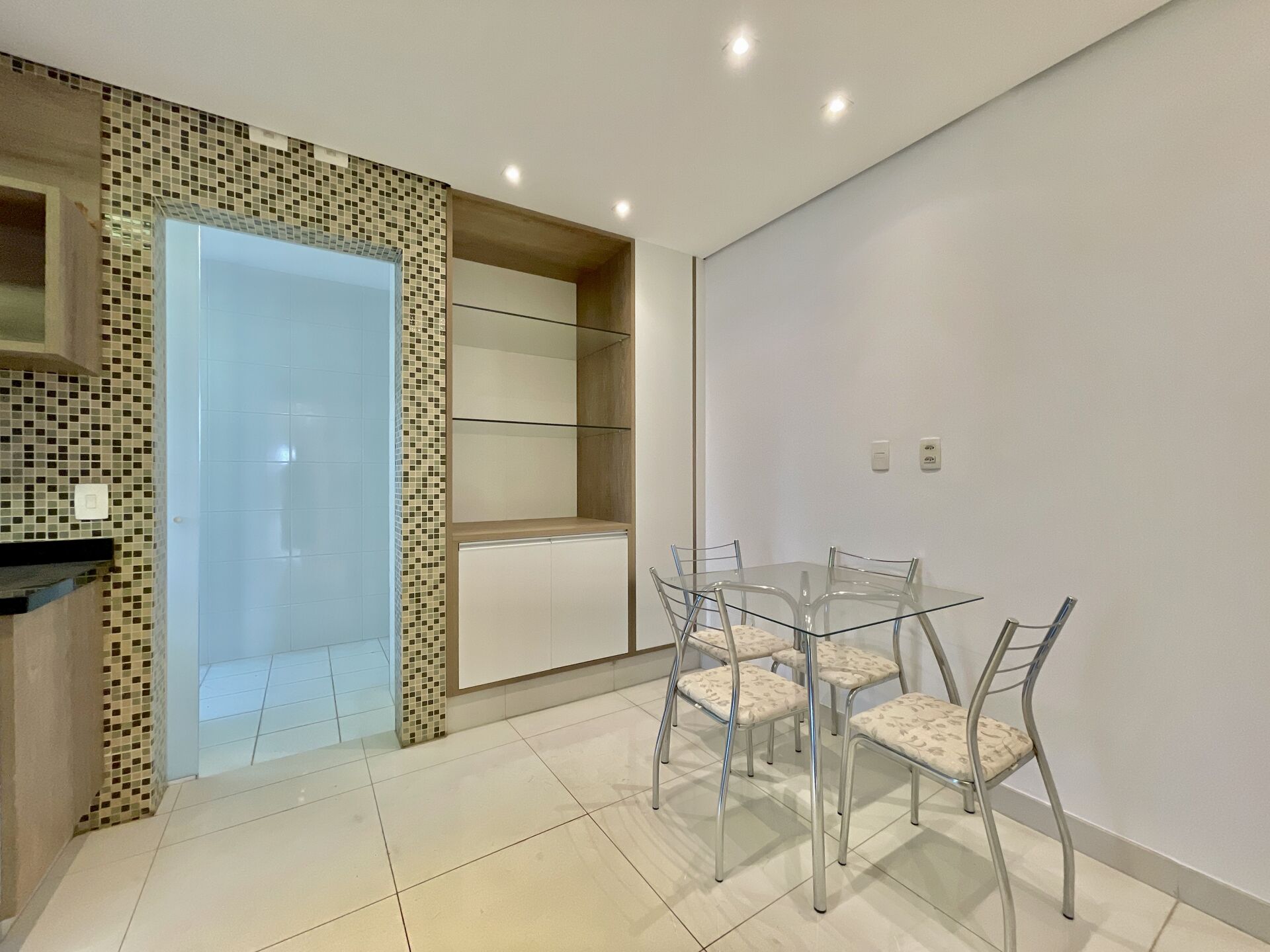 Apartamento à venda com 3 quartos, 202m² - Foto 14