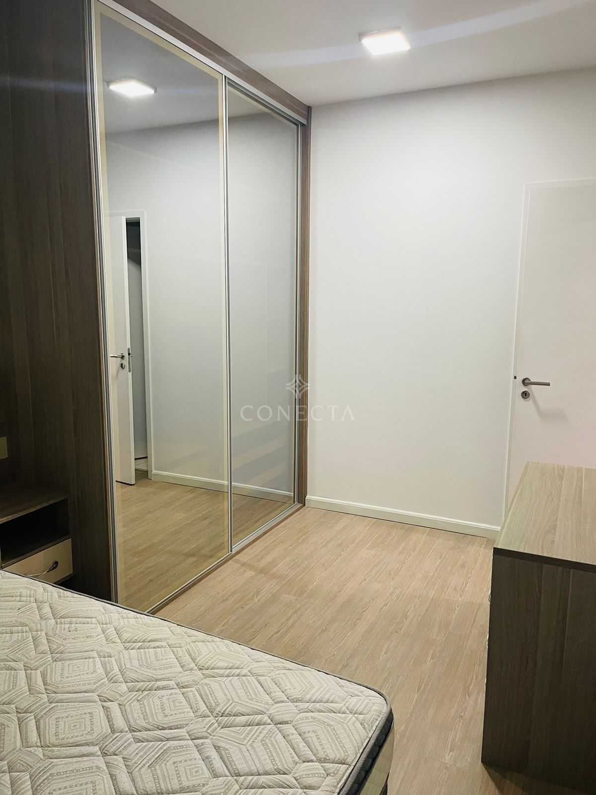 Apartamento à venda com 2 quartos, 70m² - Foto 15