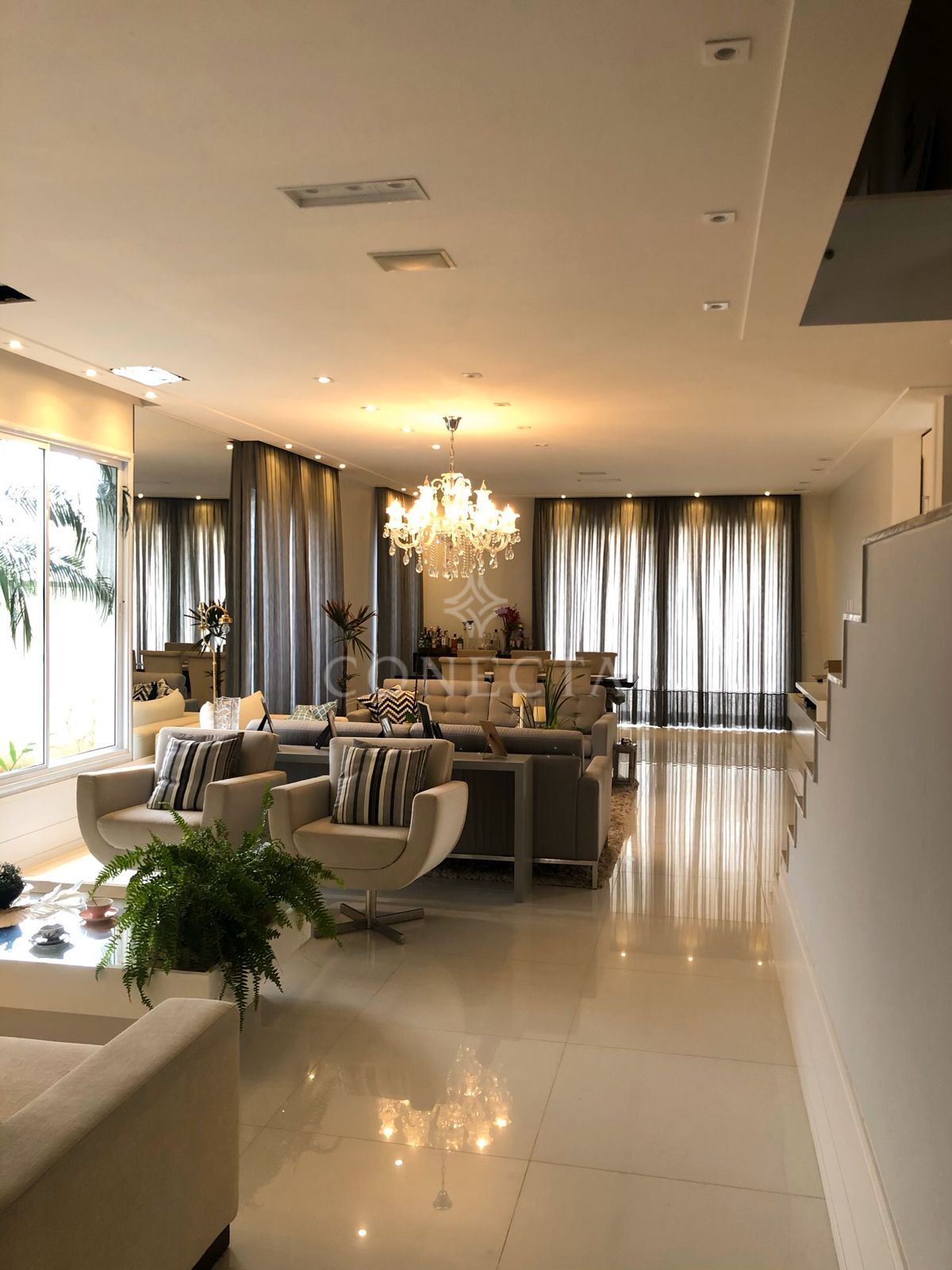 Casa à venda com 5 quartos, 470m² - Foto 2