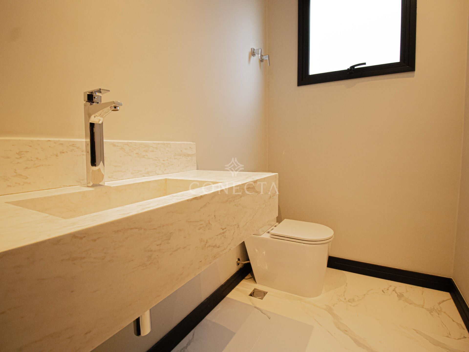 Casa, 4 quartos, 370 m² - Foto 24