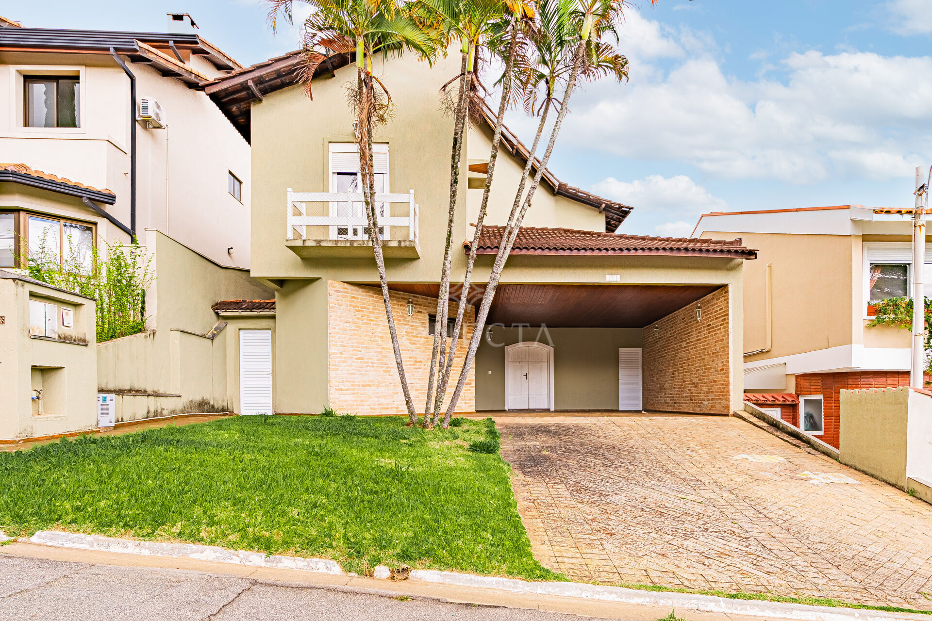 Casa, 4 quartos, 360 m² - Foto 1