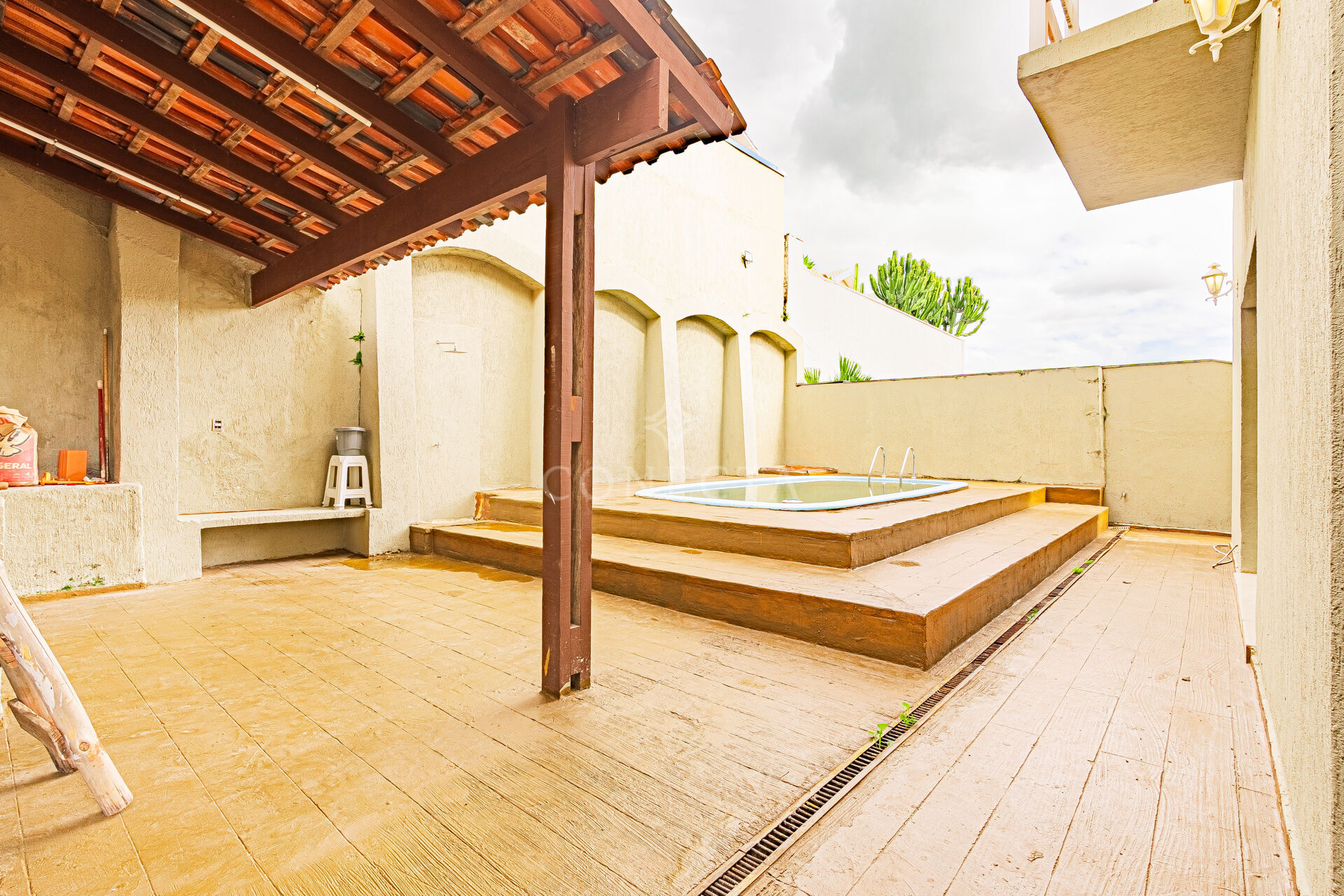 Casa, 4 quartos, 360 m² - Foto 2