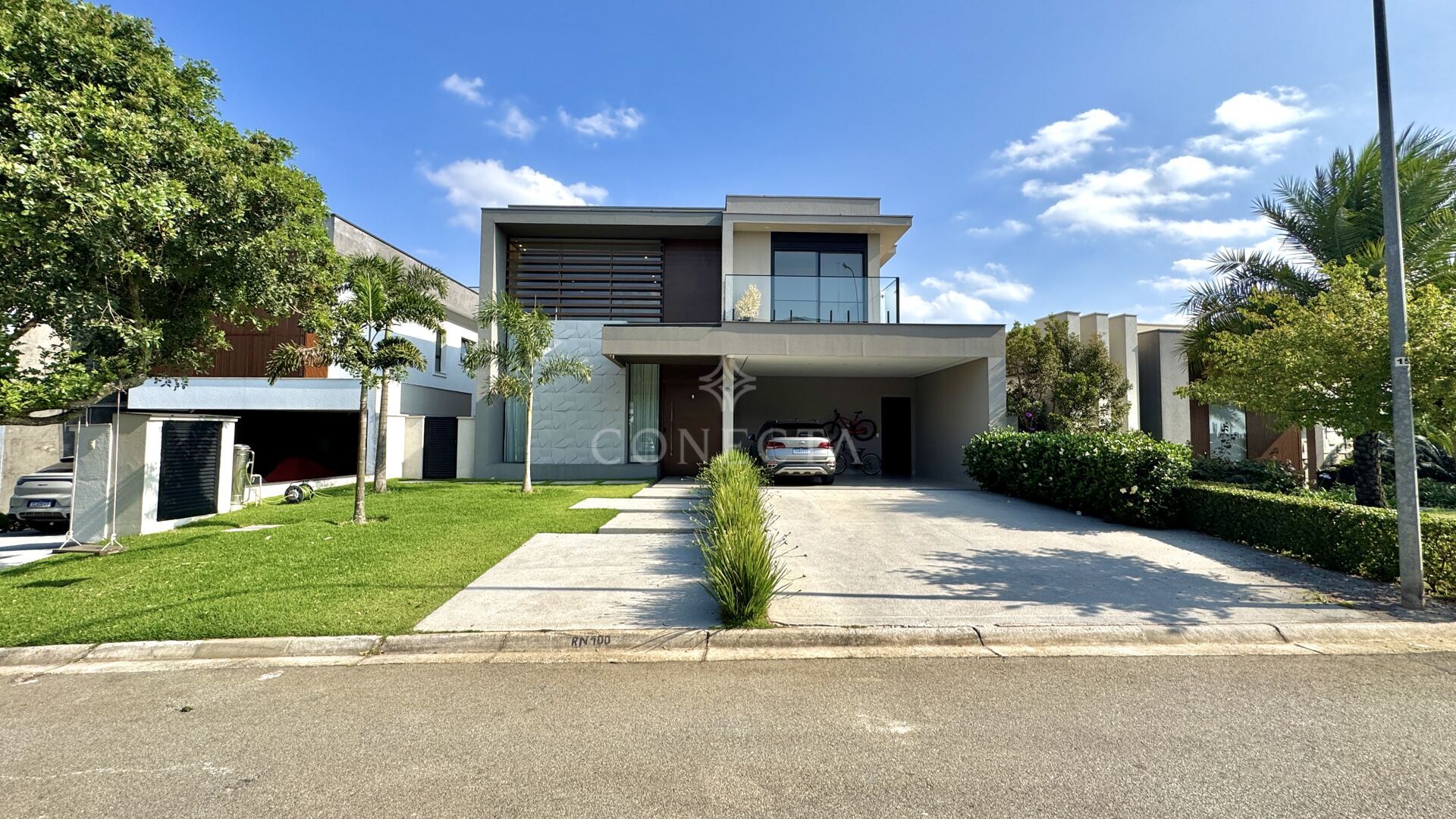 Casa, 4 quartos, 322 m² - Foto 1