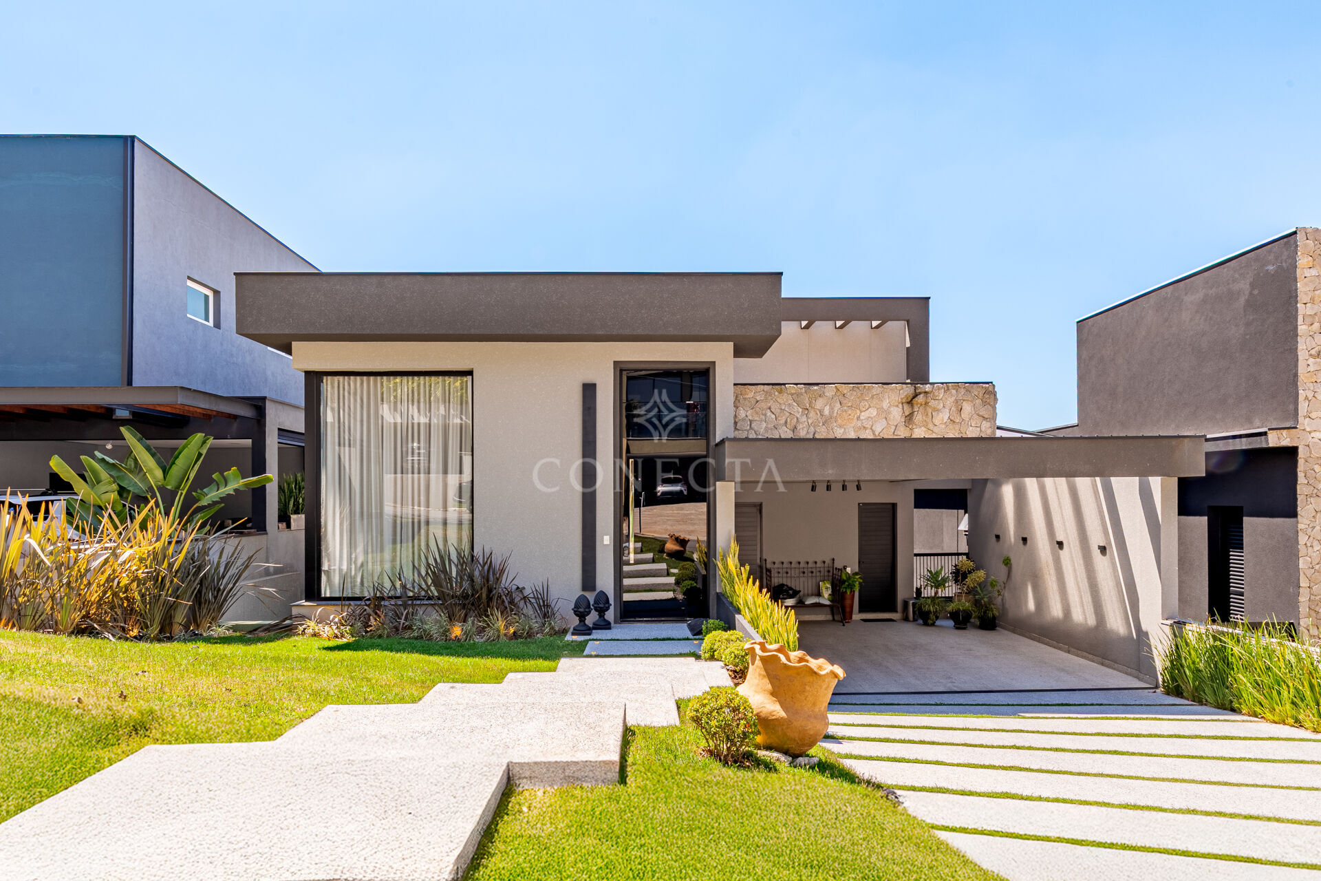 Casa, 3 quartos, 330 m² - Foto 1