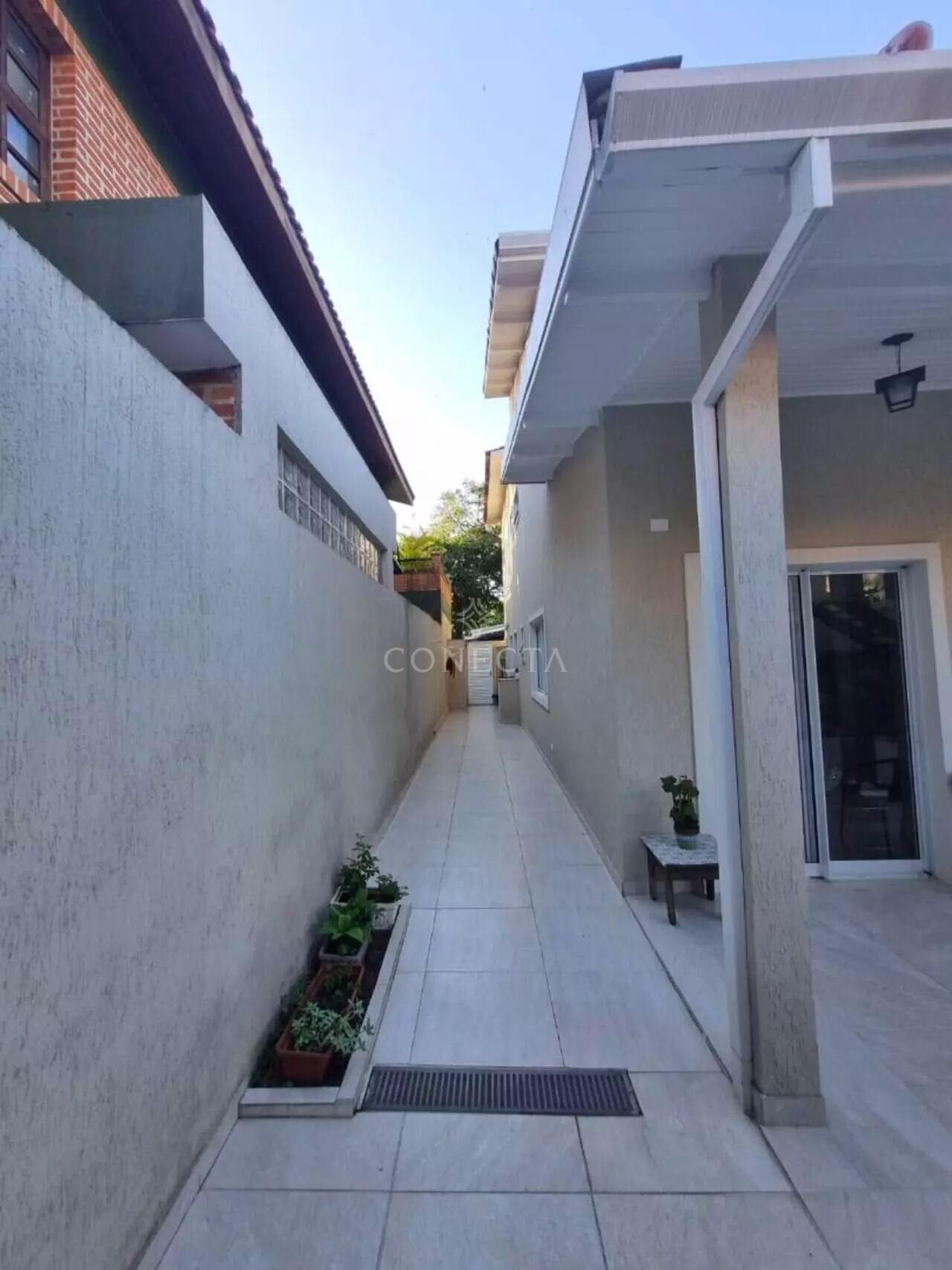 Casa à venda com 3 quartos, 236m² - Foto 9