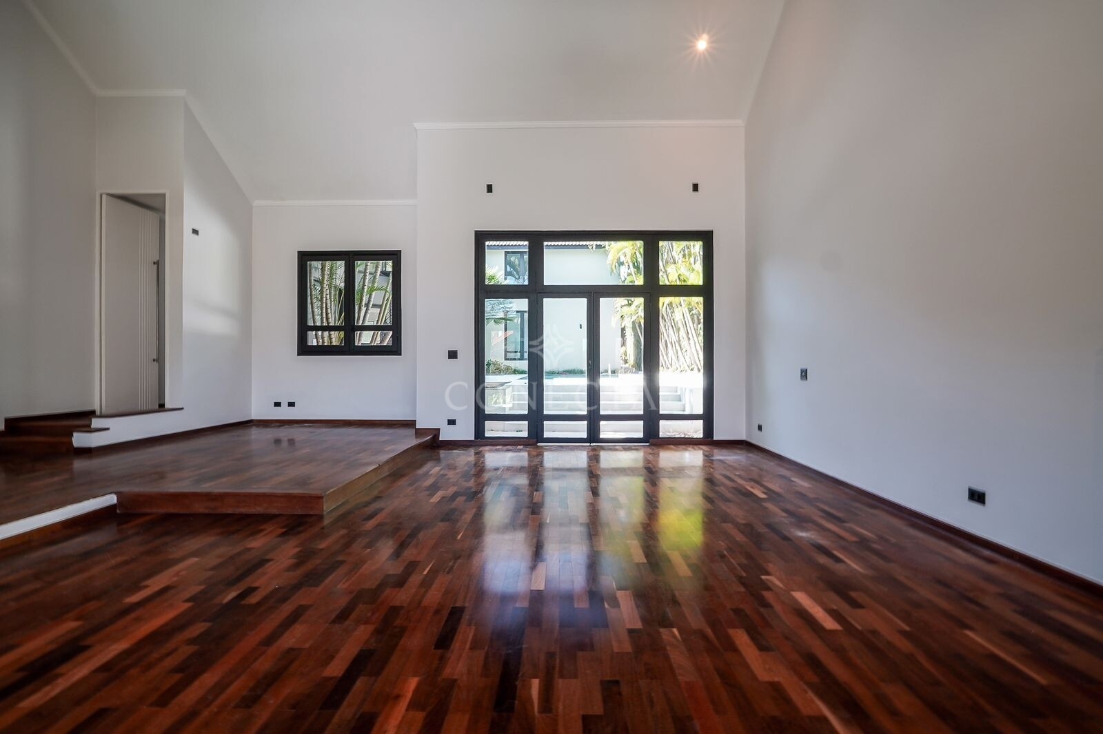 Casa à venda com 5 quartos, 354m² - Foto 12