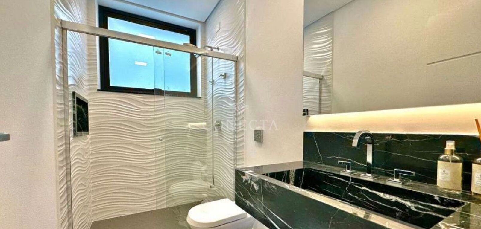 Casa para alugar com 4 quartos, 560m² - Foto 19