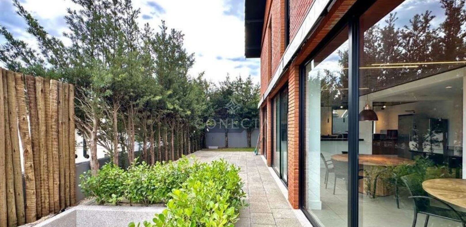 Casa para alugar com 4 quartos, 560m² - Foto 22