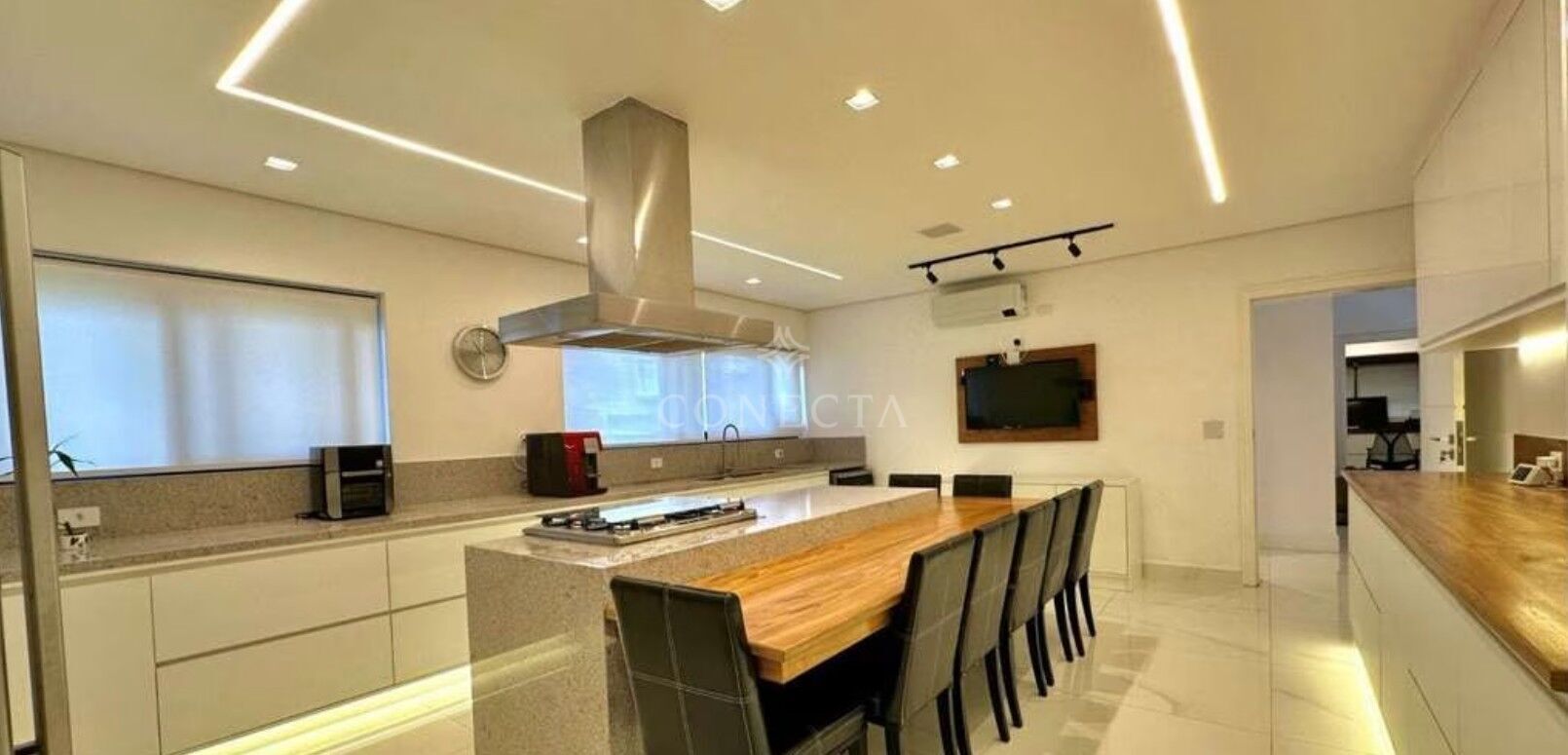 Casa para alugar com 4 quartos, 560m² - Foto 6